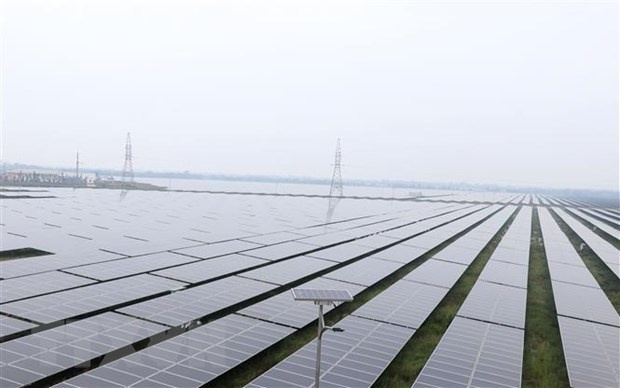 Vietnam leads transition to clean energy in Southeast Asia